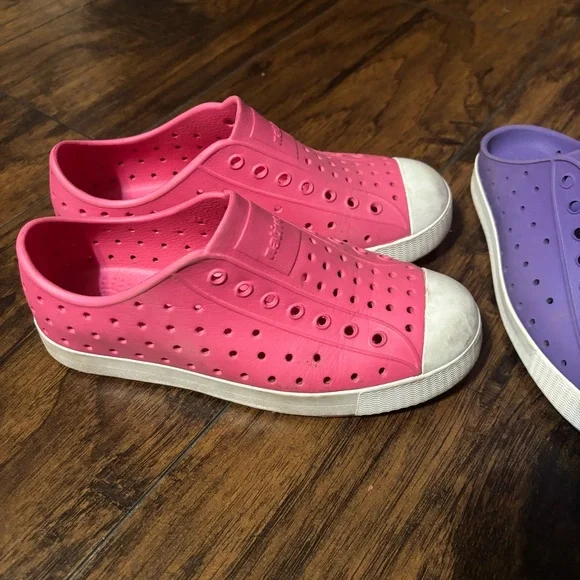 Native | Kids Pink and Purple Slip-On Sneakers - Picture 3 of 8